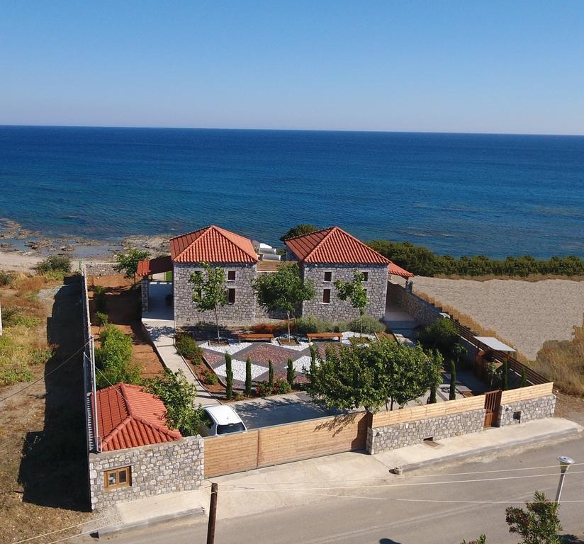 Alisahni Beachfront Villas Kiotari Exteriör bild